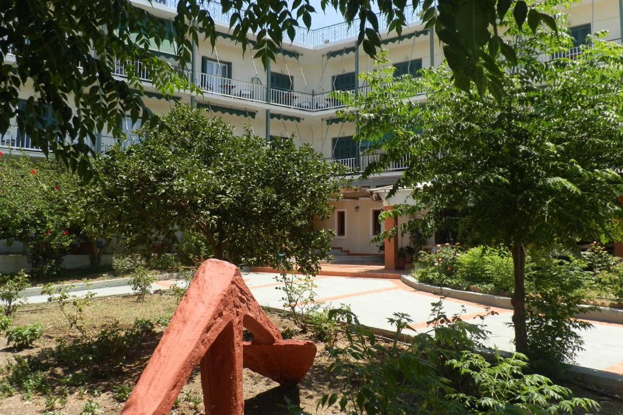 Ancora Hotel Poros Town المظهر الخارجي الصورة
