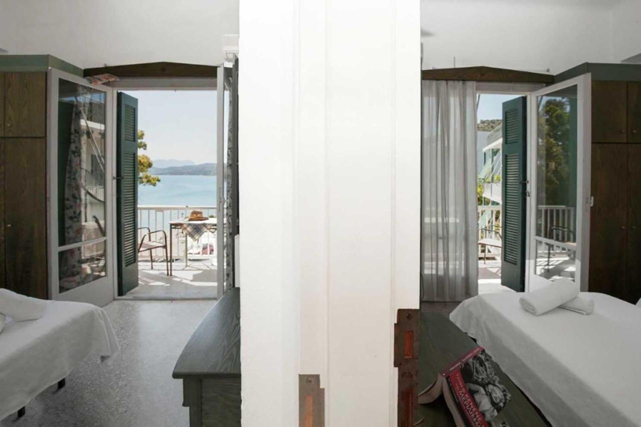 Ancora Hotel Poros Town المظهر الخارجي الصورة