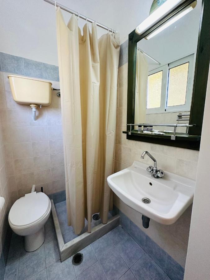 Ancora Hotel Poros Town المظهر الخارجي الصورة